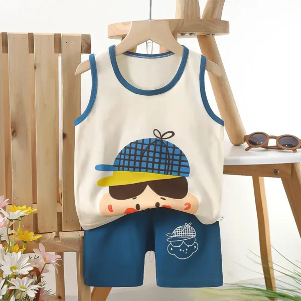 Baby Cap Printed Megi T-shirt & Pant Set Cream & Navy Blue
