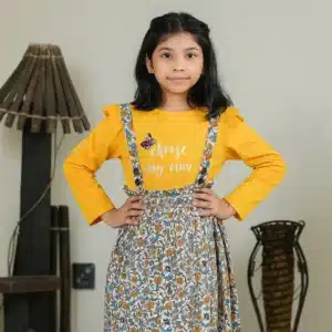 Girls Full Sleeve T-Shirt & Skirt Set